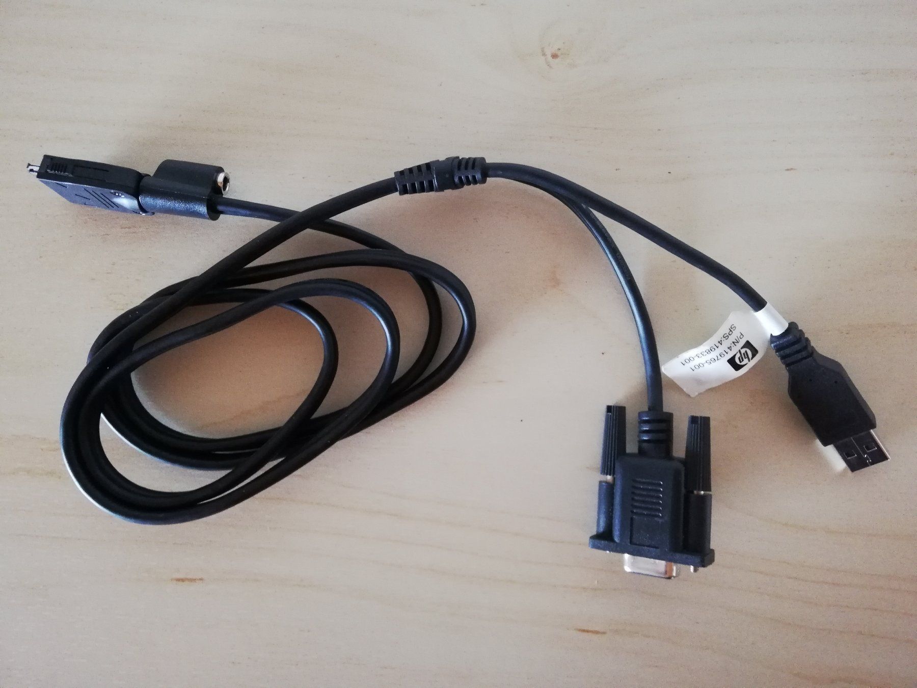 Cavi: iPAQ USB/serielles AutoSync & Ladekabel – Usato da Worb venduto da geo_zbd8