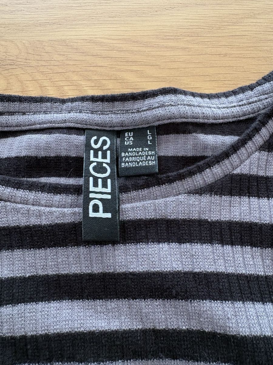 Pieces T-shirt: Maglietta a righe PIECES taglia L – Usato da S. Antonino venduto da LIKA91 2