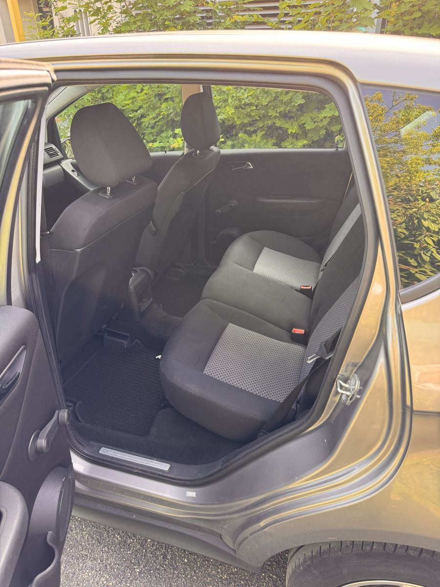 Mercedes-Benz Automobili: Mercedes-Benz A170|Ab MFK|Schalter – Usato da Füllinsdorf venduto da Pujdo545 4