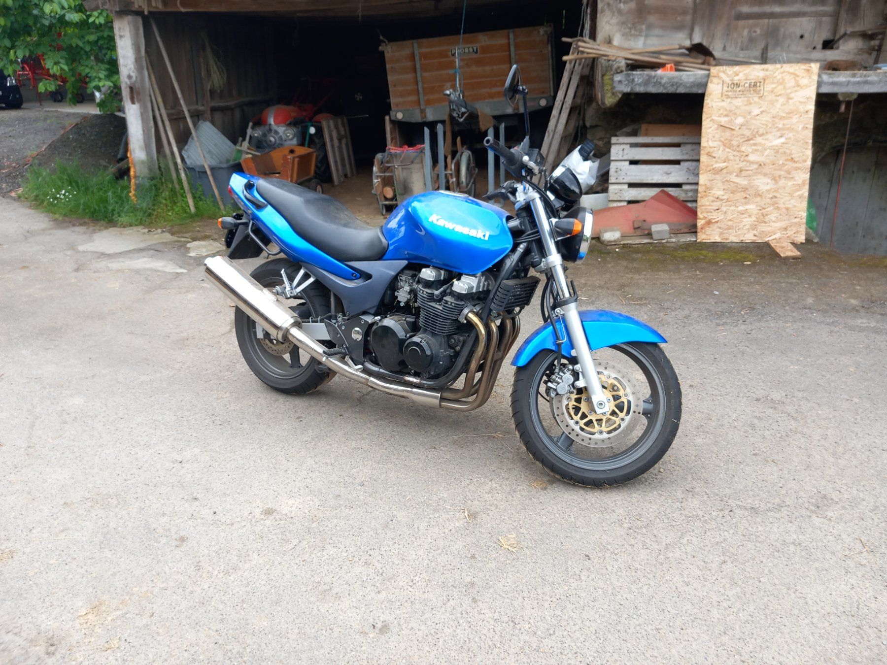 Kawasaki Route: Kawasaki ZR-7 – D'occasion à Grossaffoltern par Puch1050
