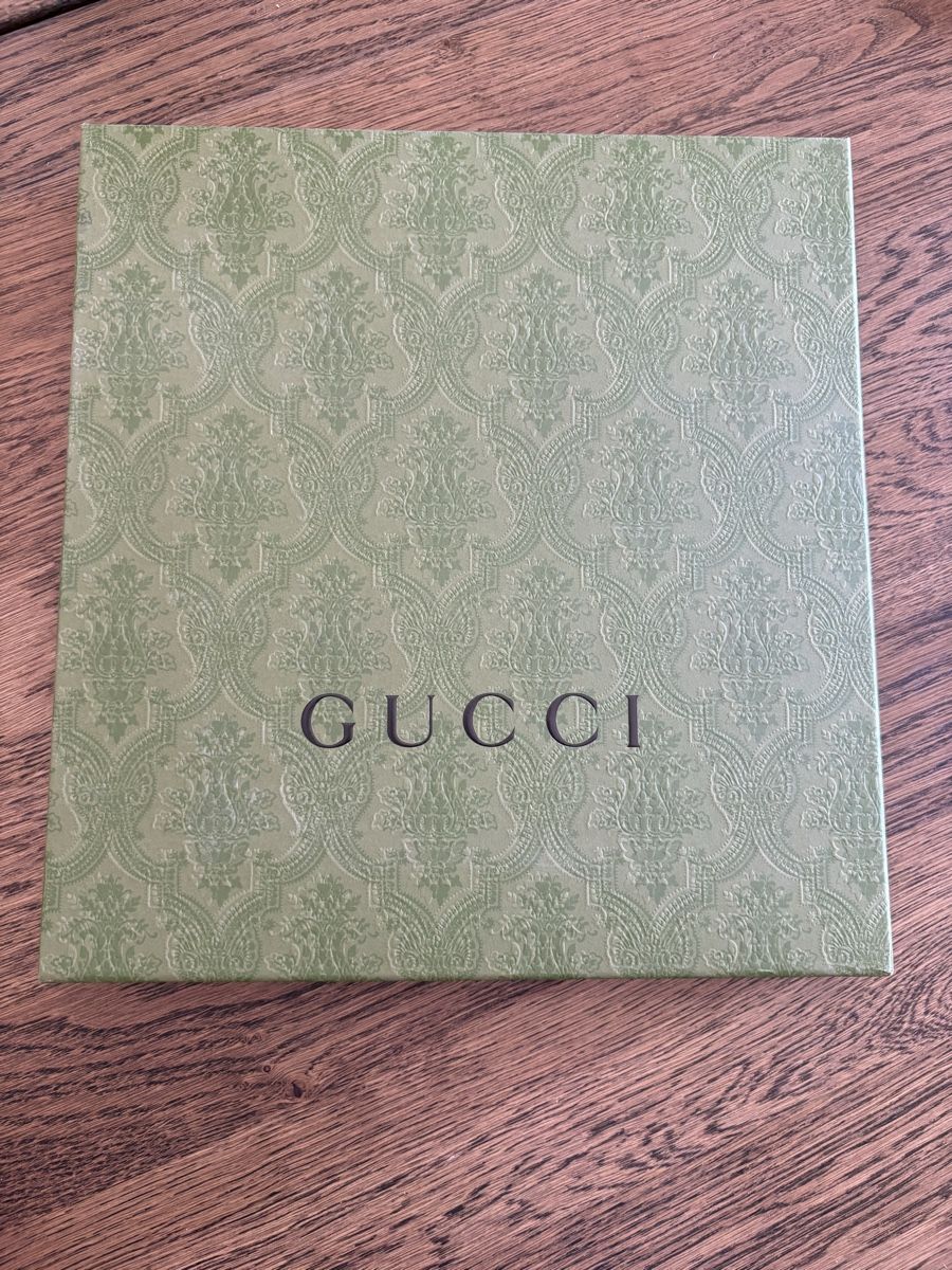 Gucci Foulards & écharpes: Gucci GG Wool Scarf  – Neuf (Voir description) à Allaman par Bertie555