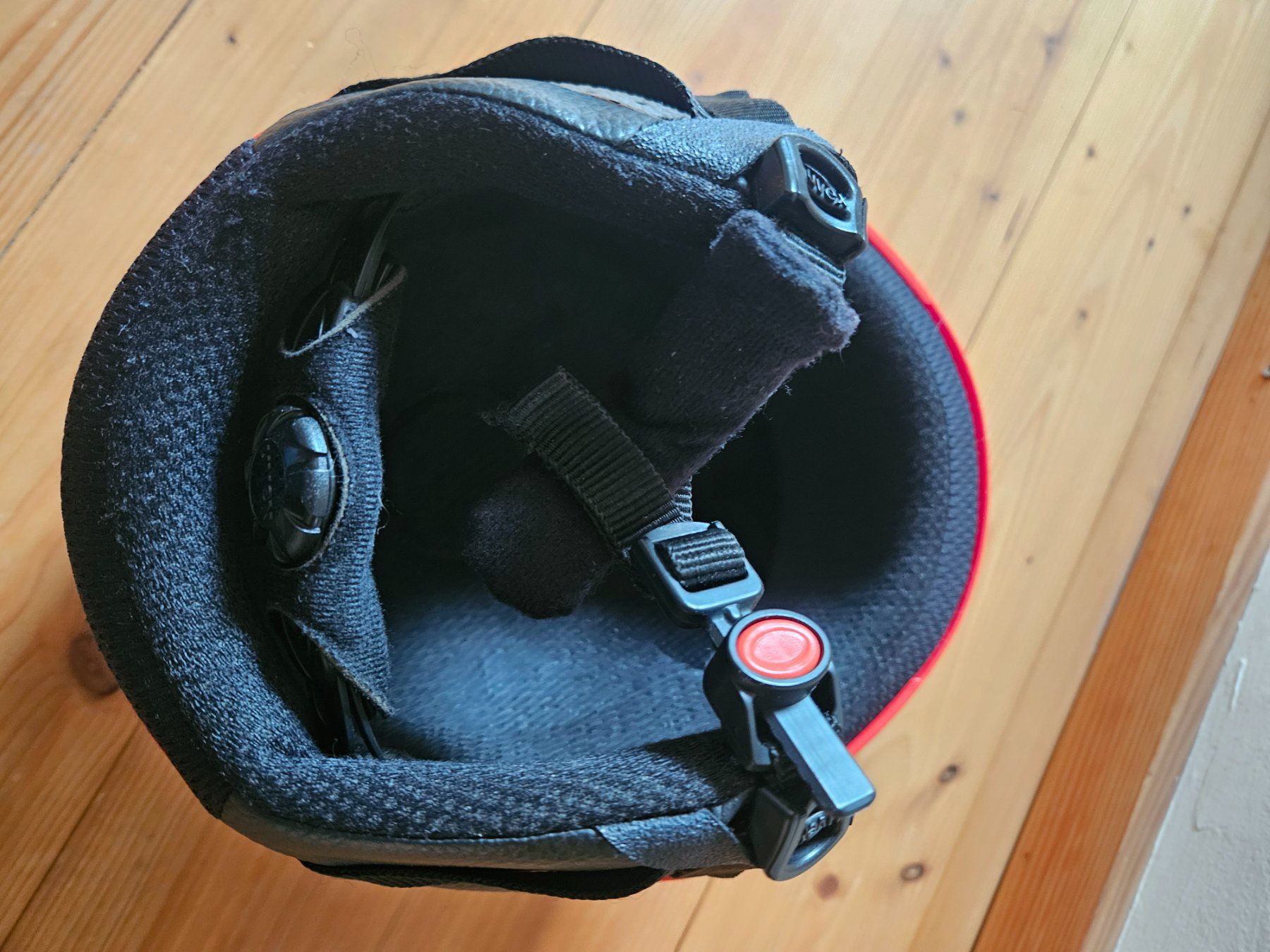 Uvex Caschi: UVEX Kinder Skihelm 51-56 – Usato da Rifferswil venduto da fle_5nqr 3