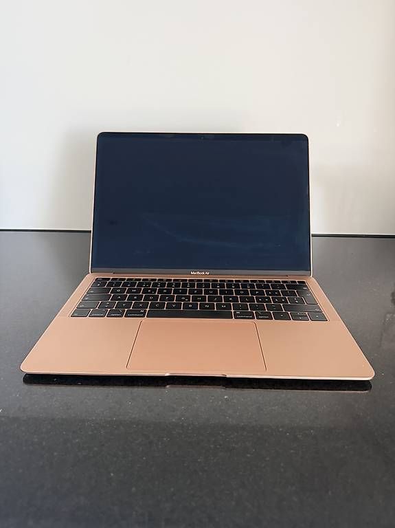 Portables: Apple MacBook Air 13 – D'occasion à Bern par amanda-staub