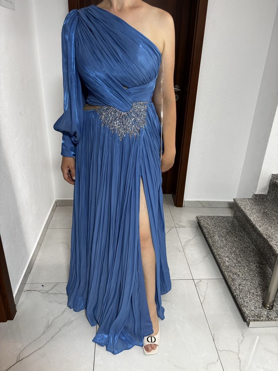 Kleider: Abendkleid – Gebraucht aus Seewen SZ von buqe 2