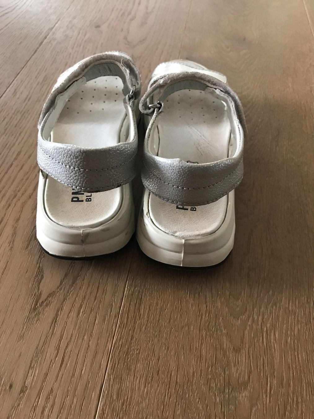 Primigi Scarpe per ragazze: Leder Sandale Primigi Gr. 37 – Usato da Affoltern am Albis venduto da variablend 1