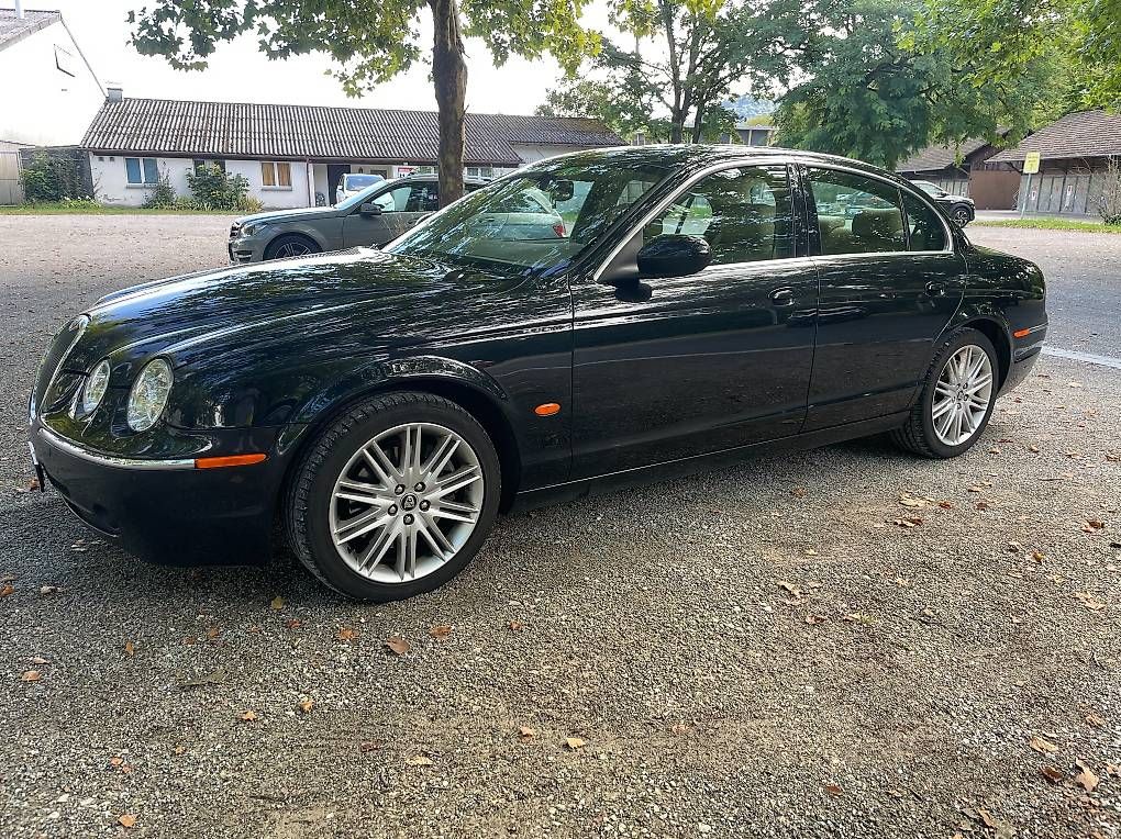 Jaguar Automobili: Jaguar S-Type 2.7D V6 Cornwall – Usato da Brugg AG venduto da fab_5j5d