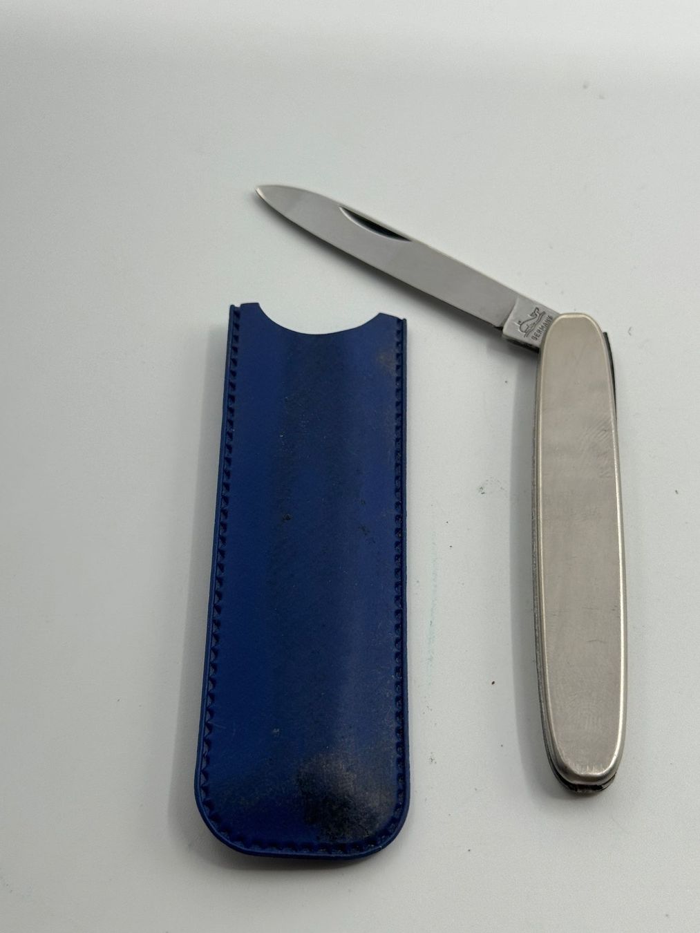 Couteaux de poche: Taschenmesser – D'occasion à Sachseln par BONATI01