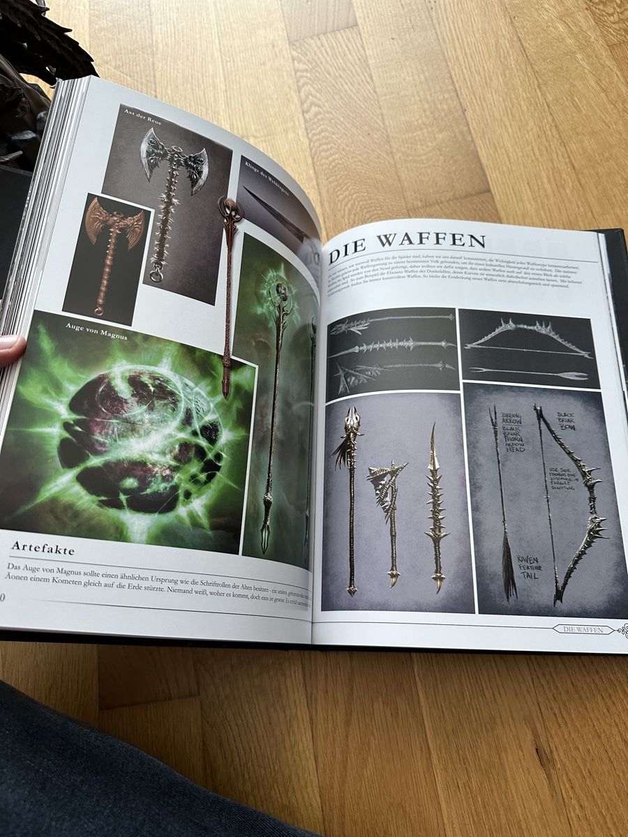 Libri: The elder scrolls V Skyrim - Buch und Drache  – Nuovo (secondo la descrizione) da Schüpfen venduto da Poly_pi 3