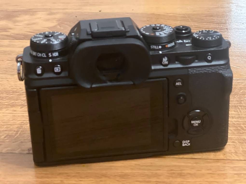 Fotocamera: BOITIER FUJIFILM XT 4  2300 DECLENCHEMENTS – Usato da Bex venduto da Pottenstein 1