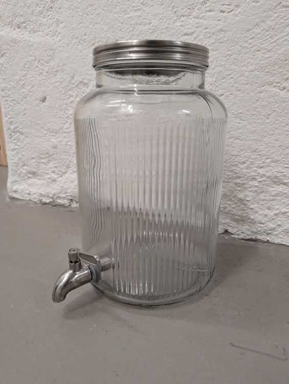 Ikea VARDAGEN Getränkespender mit Zapfhahn, 5.0 Liter (Gebraucht) in Zürich für CHF 12 – mit Lieferung auf Ricardo kaufen