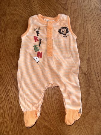 Gr 56 Pyjama Löwe