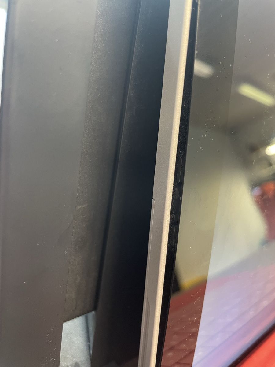 Microsoft Tablettes PC: Microsoft Surface pro 4 128GB SSD Bootloop Batterie defekt – Défectueux à Näfels par NOXION 3