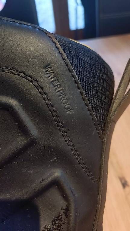 Scarpe da uomo: Chaussure de sécu hiver Terra – Usato da Bruson venduto da arn_t9dc 3