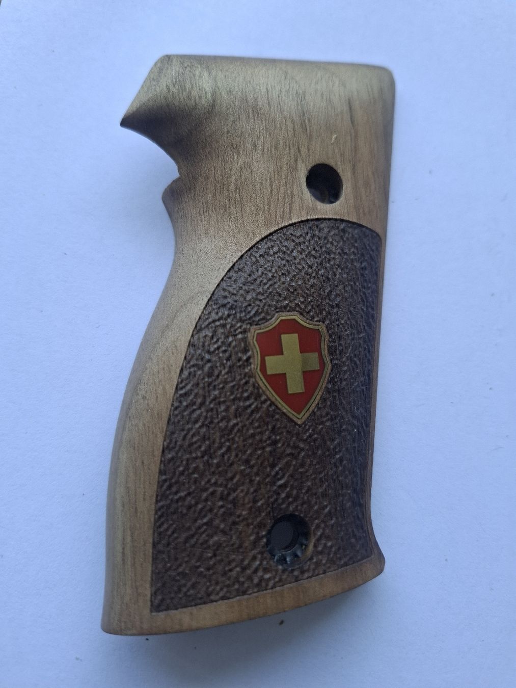 Articoli in legno: Nussbaum Griffschalen für die Sig P220  – Nuovo (secondo la descrizione) da Rothrist venduto da griffe 2