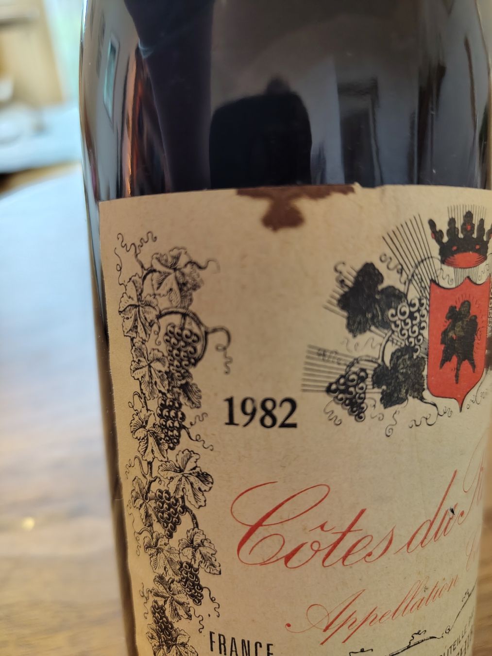 Vino: 1982 Wein, Côtes du Rhône  – Nuovo (secondo la descrizione) da Zürich venduto da betzec 1