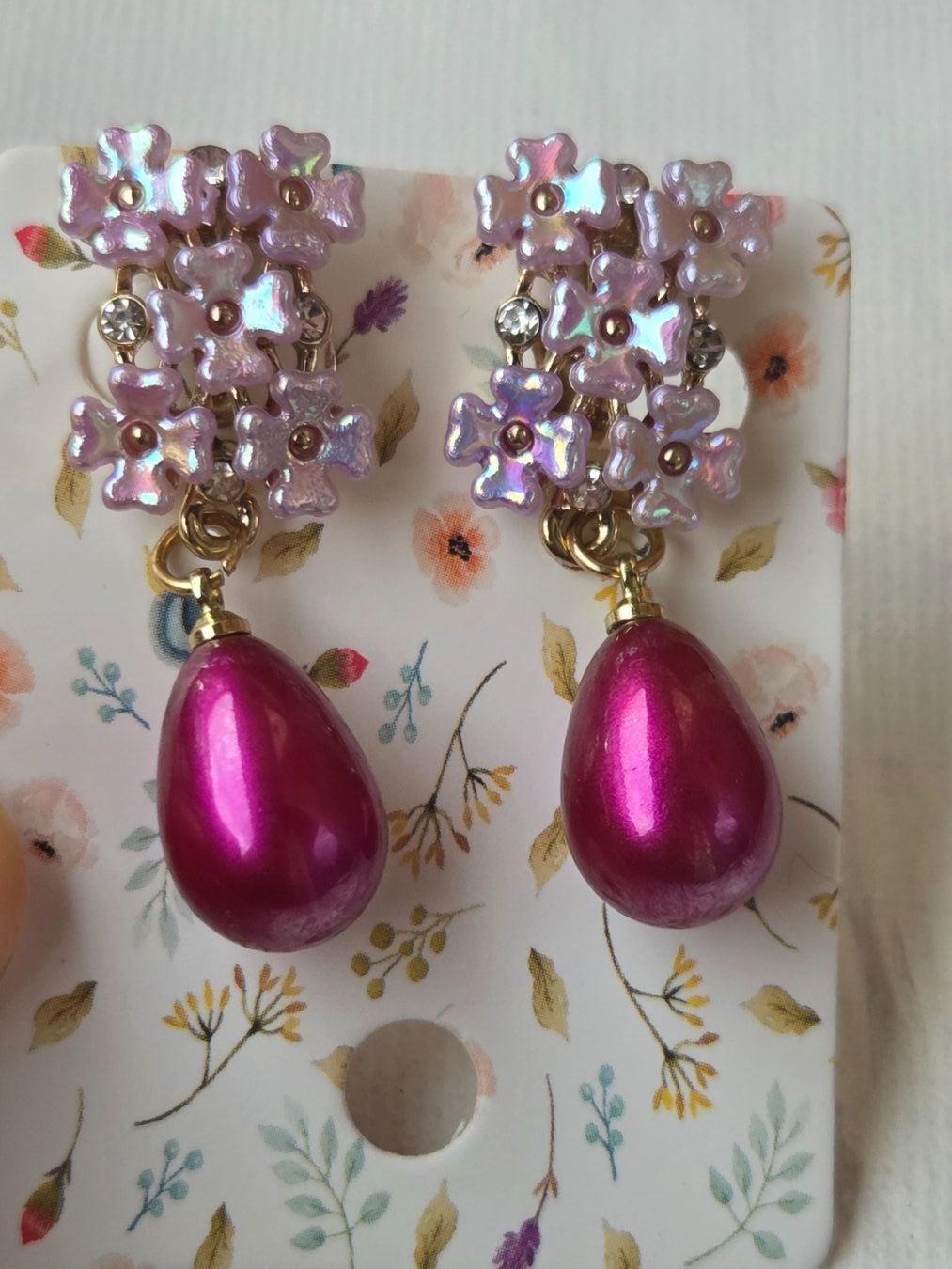 Orecchini pendenti & Orecchini a lobo: Ohrclips Modeschmuck Perlen Style Pink Magenta – Usato da Weggis venduto da Leeclipse 1