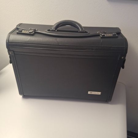 Aktenkoffer Monolith