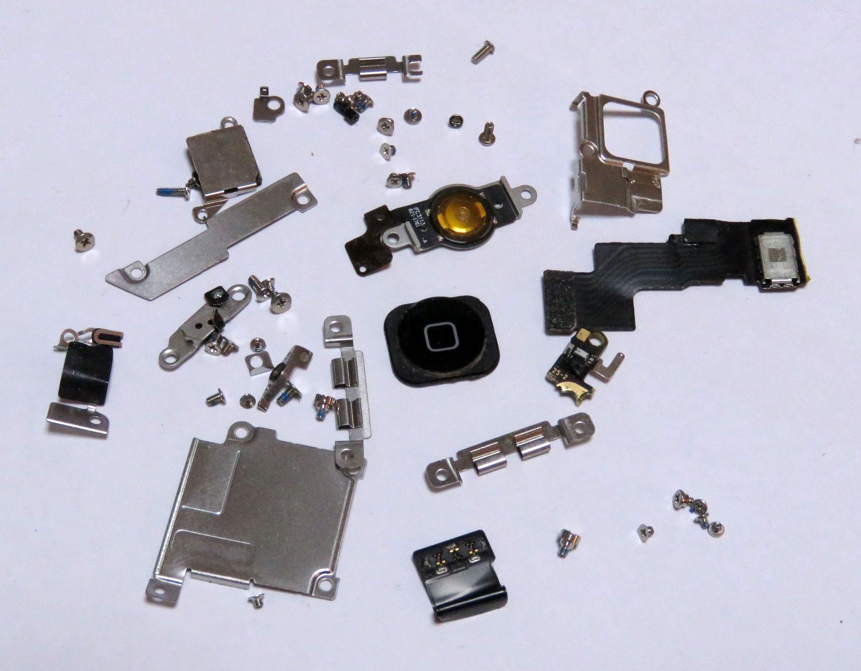 Apple Telefoni cellulari / Smartphones: iPhone 5C: Kleinteile – Usato da Untersiggenthal venduto da Zarkok