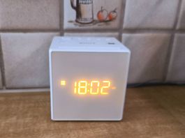 Sony Radiowecker ICF-C1 / Digitaler Wecker mit FM/AM Radio