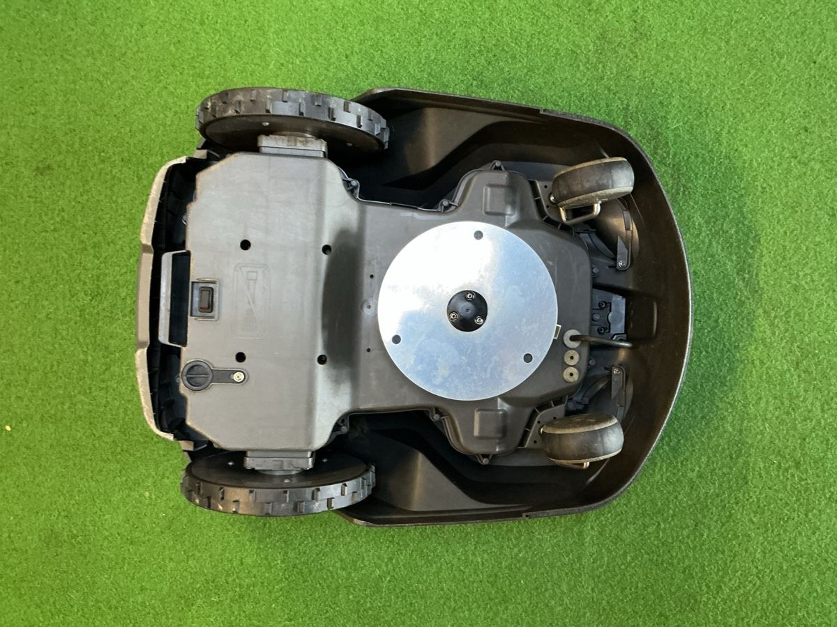 Husqvarna Rasenmäher: Husqvarna Automover 430X – Gebraucht aus Rickenbach LU von sch_nx2f 2