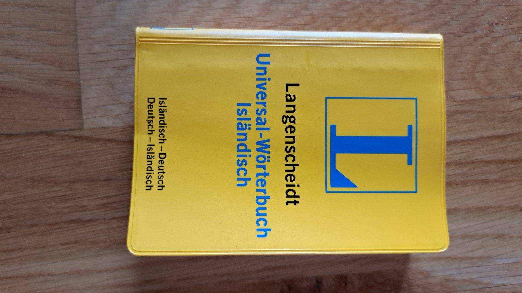 Livres: Langenscheidt Wörterbuch Isländisch – D'occasion à Suhr par masha80