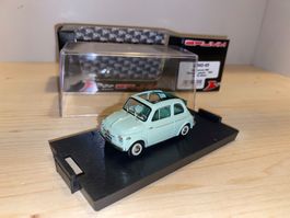 Fiat nuova 500 normale aperta 1/43 verde chiaro