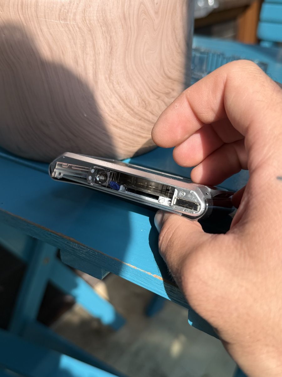 Sony Fotocamera: Sony Cybershot T90 – Difettoso da Spiez venduto da Elektrik-und-co 3