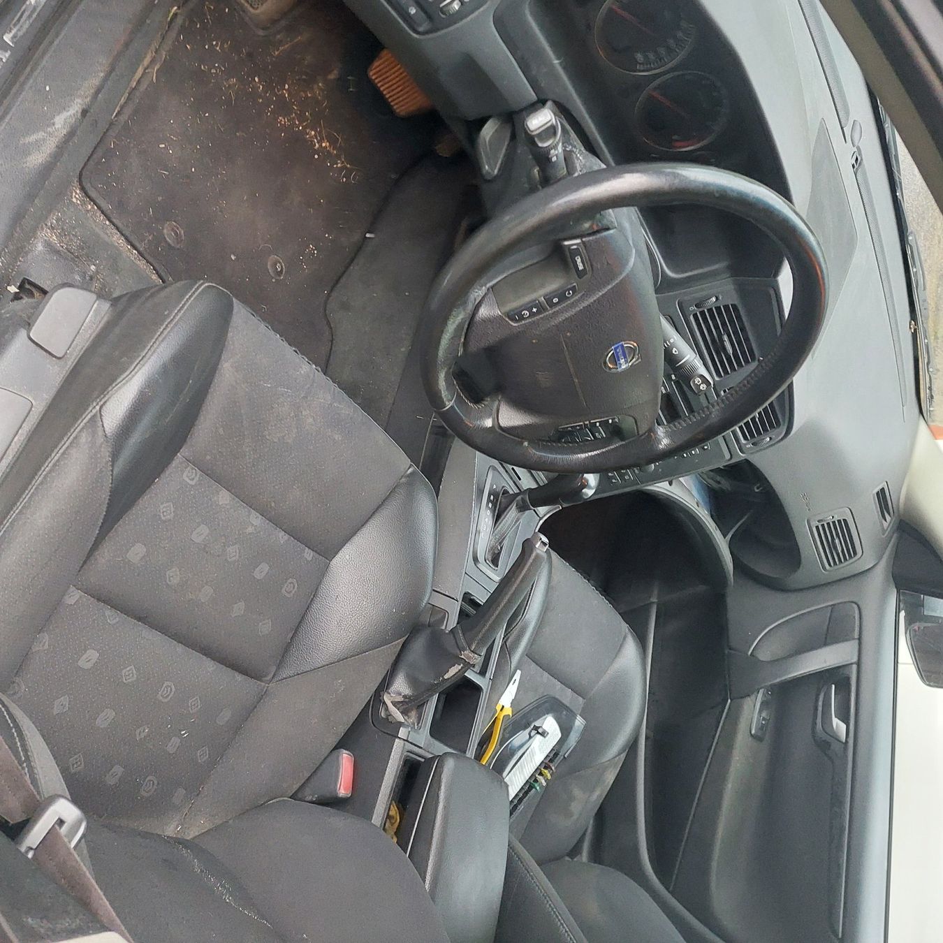 Volvo Automobili: Volvo V70 – Usato da Mühledorf SO venduto da sch_72xg 7