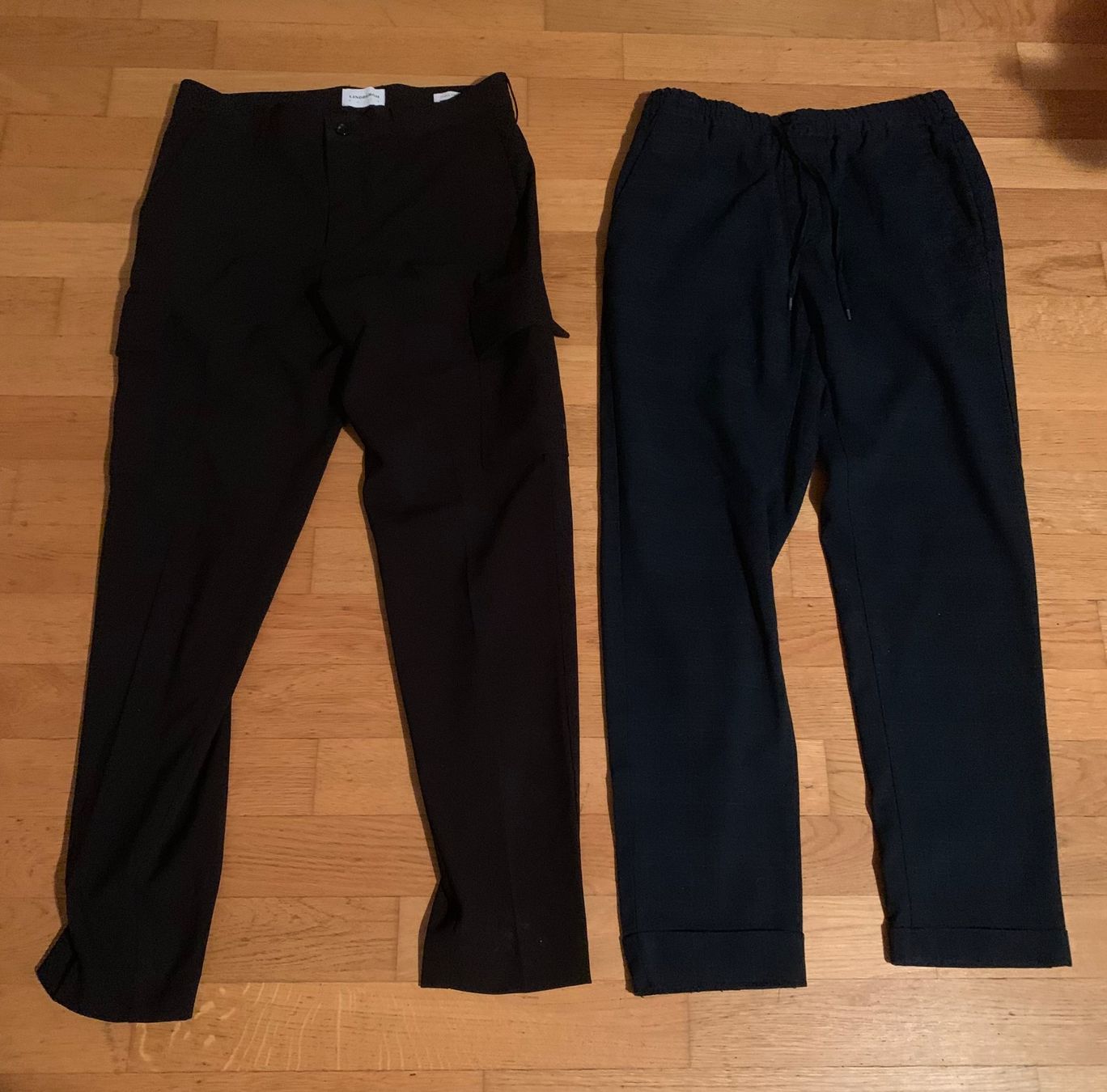 Pantaloni: 2 Paar elegante Hosen Gr. S – Usato da Wädenswil venduto da Giez33