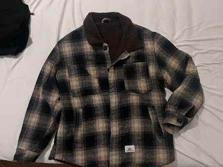 Jacket check pattern brown black sherpa lining used