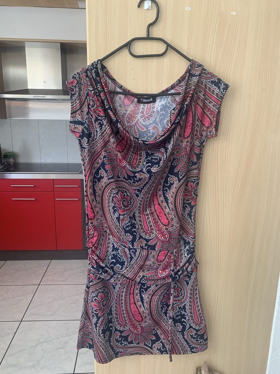 Vestiti: Robe d’été taille S  – Usato da Domdidier venduto da qatar1973 3