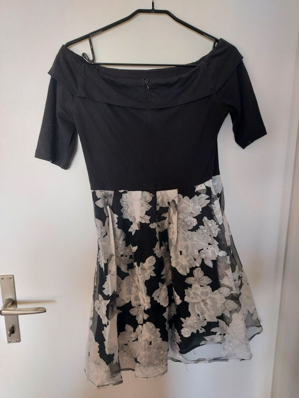 Vestiti: Süsses Kleid mit Blumenmuster von dotti – Usato da Muri b. Bern venduto da mar_2hpg 2
