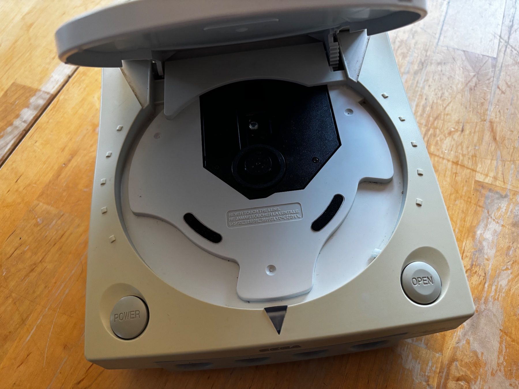 Sega Konsolen: Sega Dreamcast Konsole – Gebraucht aus Frenkendorf von gelbeZinnie 5