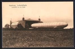 Hamburg, Luftschiff vor der Luftschiffha