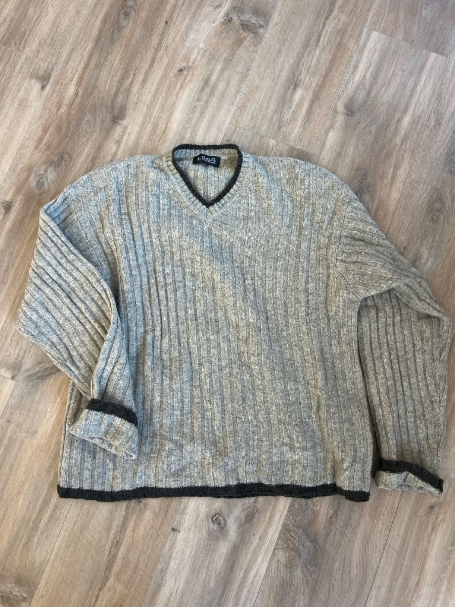 Pulls & Sweat-shirts: Grauer Wollpulli – D'occasion à Bremgarten AG par Anna1999999