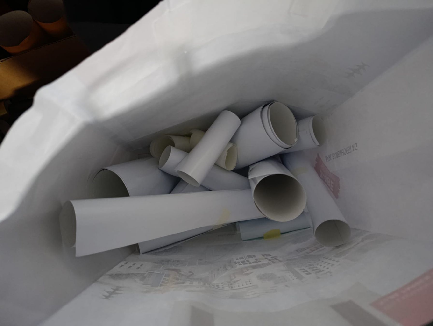 Stampanti: Plotterfolien  und Sonnenschutzfolie statisch – Usato da Chur venduto da slim777 3