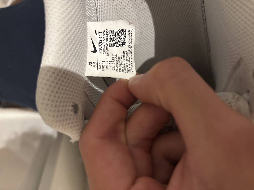Nike Scarpe da uomo: Air Force 1 – Usato da Hirzel venduto da leandro_. 2