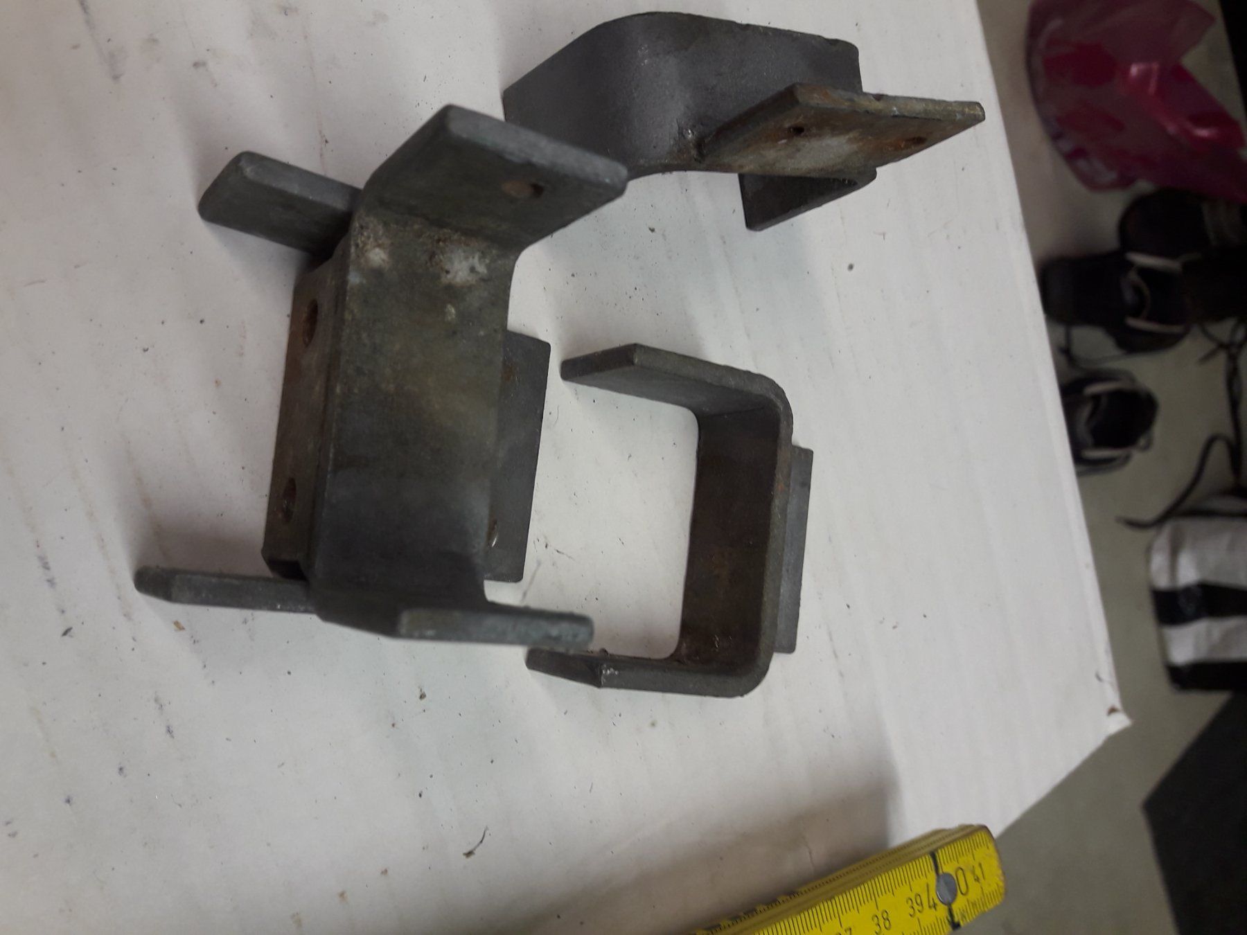 Supporti a parete: Zaunlattenhalter – Usato da Beringen venduto da Hexe78