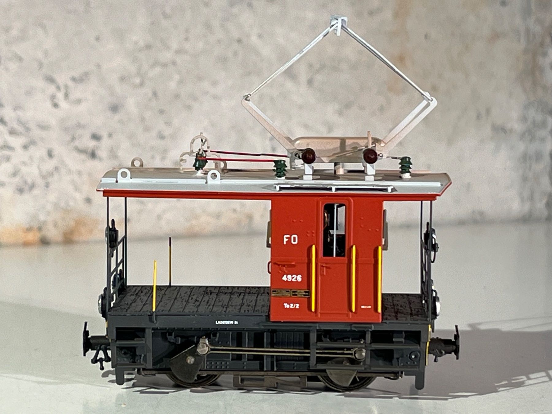 Ferro-suisse Modelleisenbahnen: Ferro Suisse Traktor HOm FO Te 2/2 4926 – Neu (gemäss Beschreibung) aus Baar von Mgrizzly 4