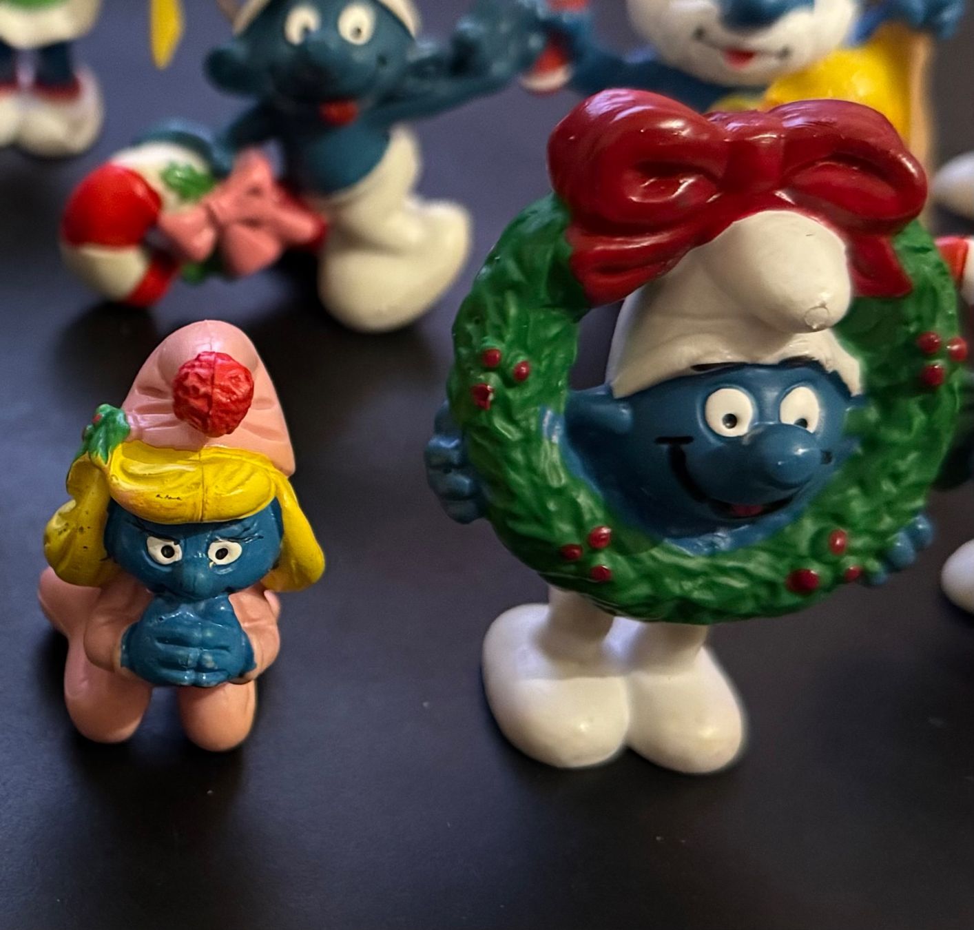 schtroumpf smurf schlumpf: Couple MOM & DAD 2 socles RARE (voir texte/ photo
