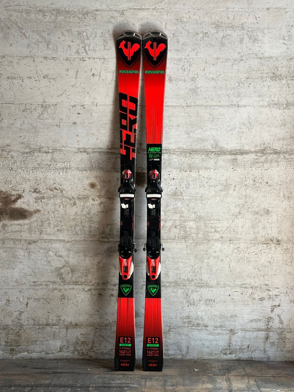 Rossignol Skis: Rossignol Hero Elite ST Ski 162CM – D'occasion à Emmenbrücke par karkarkar