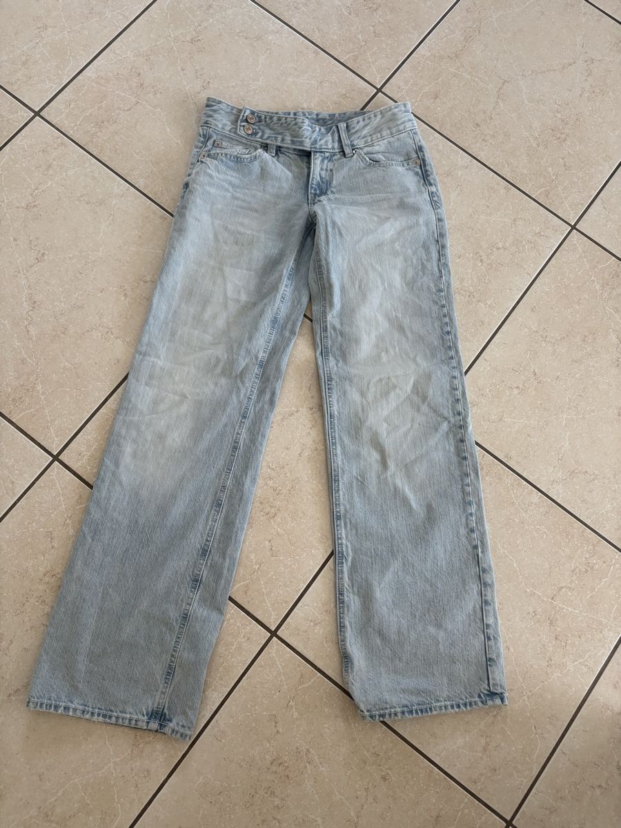Stradivarius Jeans: Stradivarius Jeans – Nuovo (secondo la descrizione) da Jona venduto da NinaLuna