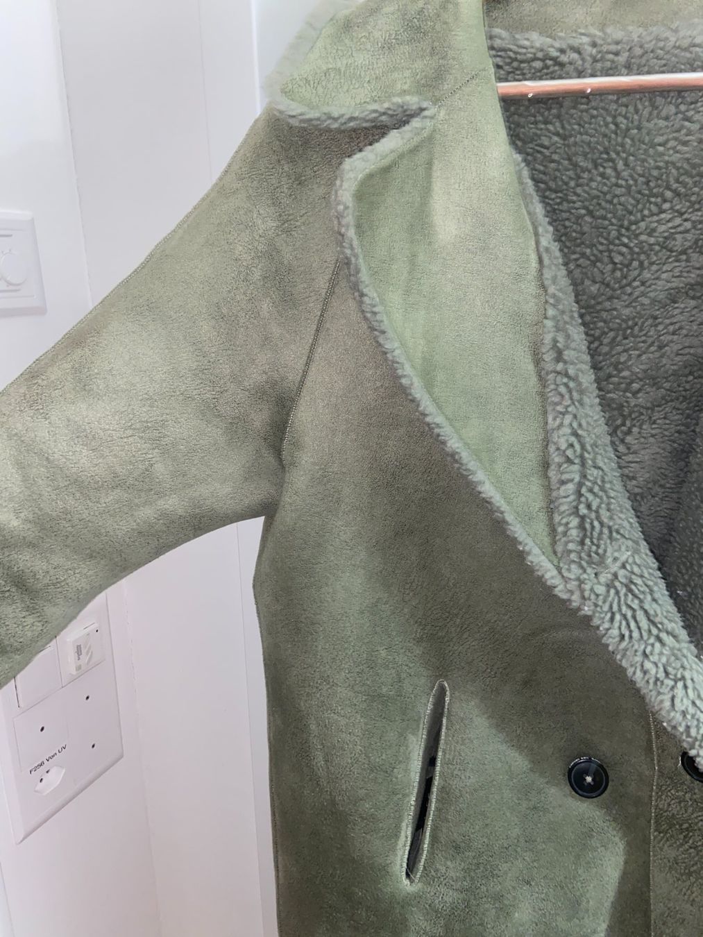 Le Temps Des Cerises Cappotti: Manteau réversible "Le temps des Cerise" – Usato da Zürich venduto da len_kn6k 4