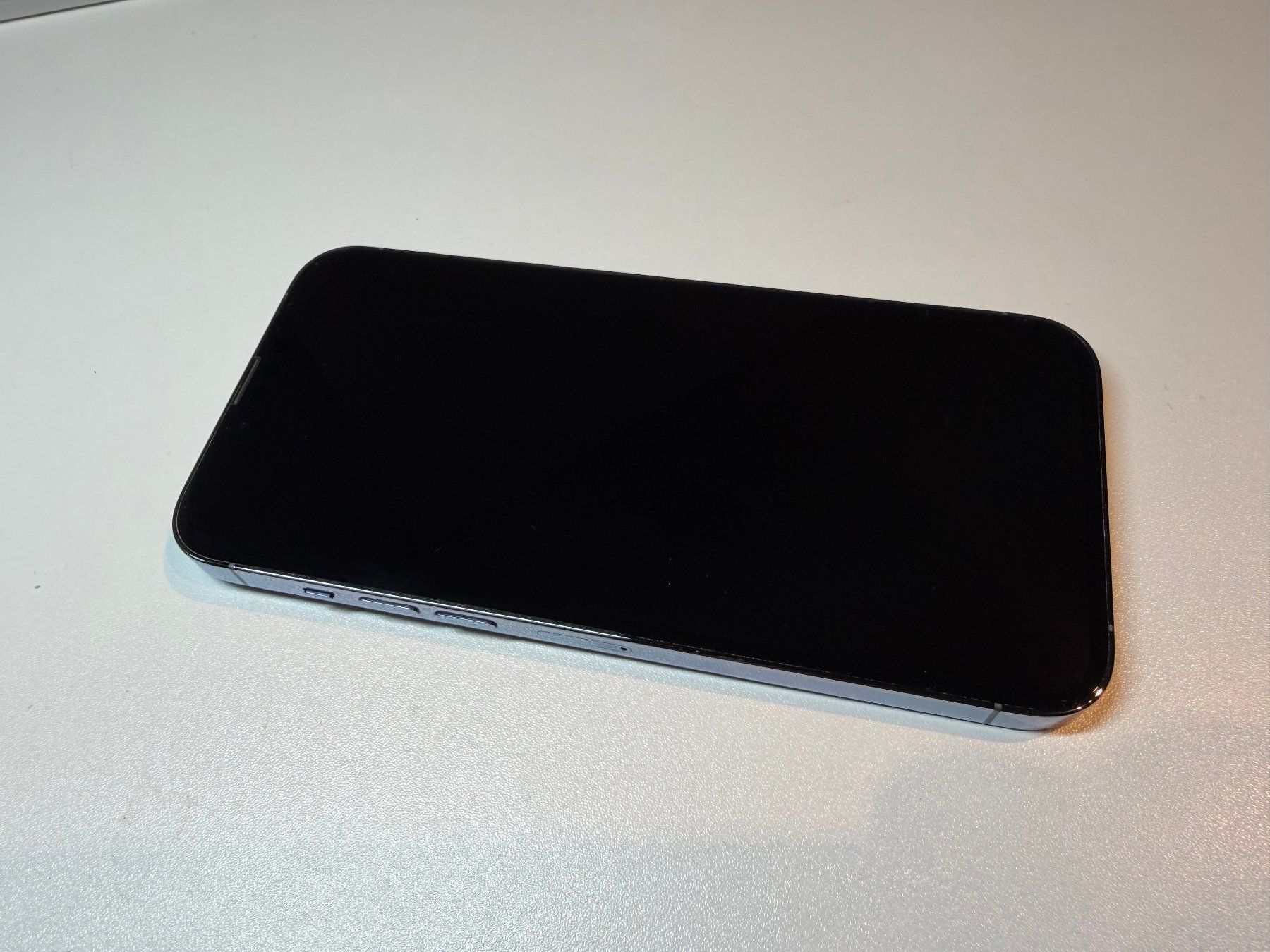 Apple Telefoni cellulari / Smartphones: iPhone 13 pro max blau 128GB – Usato da Geuensee venduto da Zecki72 3