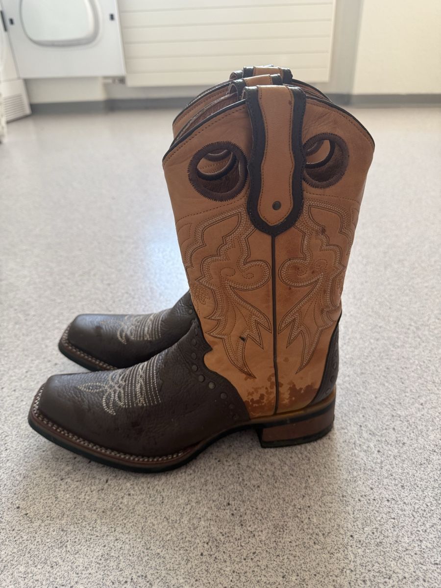 Herrenschuhe: Western Boots Leder Grösse 40 dunkelbraun hellbraun – Gebraucht aus Bellikon von alinem323 2