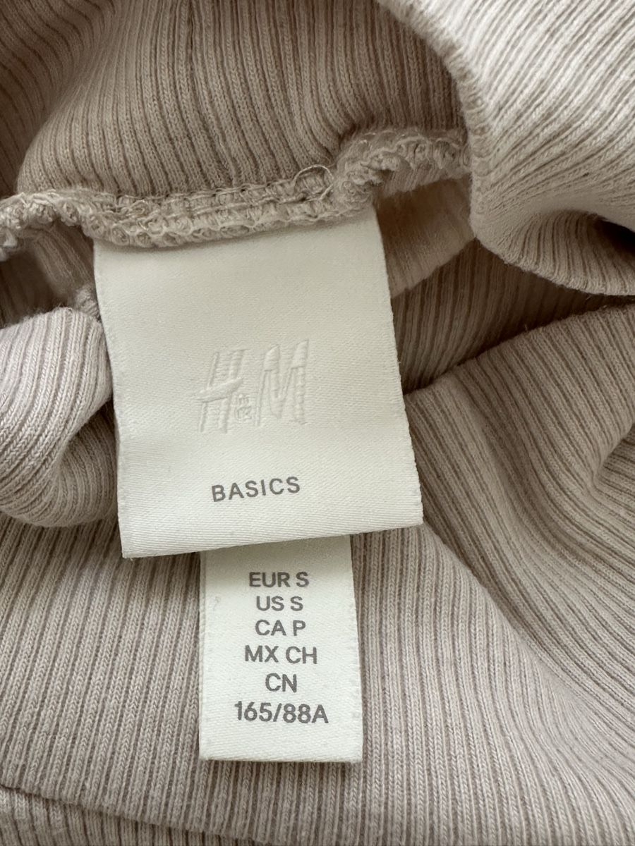 H&M Maglioni & Felpe: Damen Rollkragenpullover H&M Basics Grösse S beige – Usato da Luzern venduto da linnblake 3