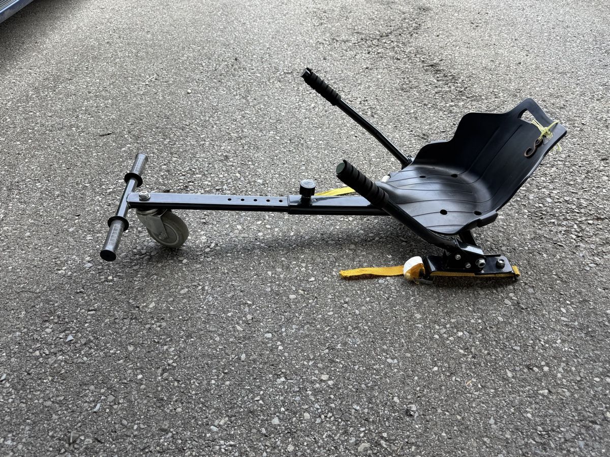 Tute: Go-Kart per hoverboard nero in buone condizioni – Usato da Pambio Noranco venduto da jas_7n2s 1
