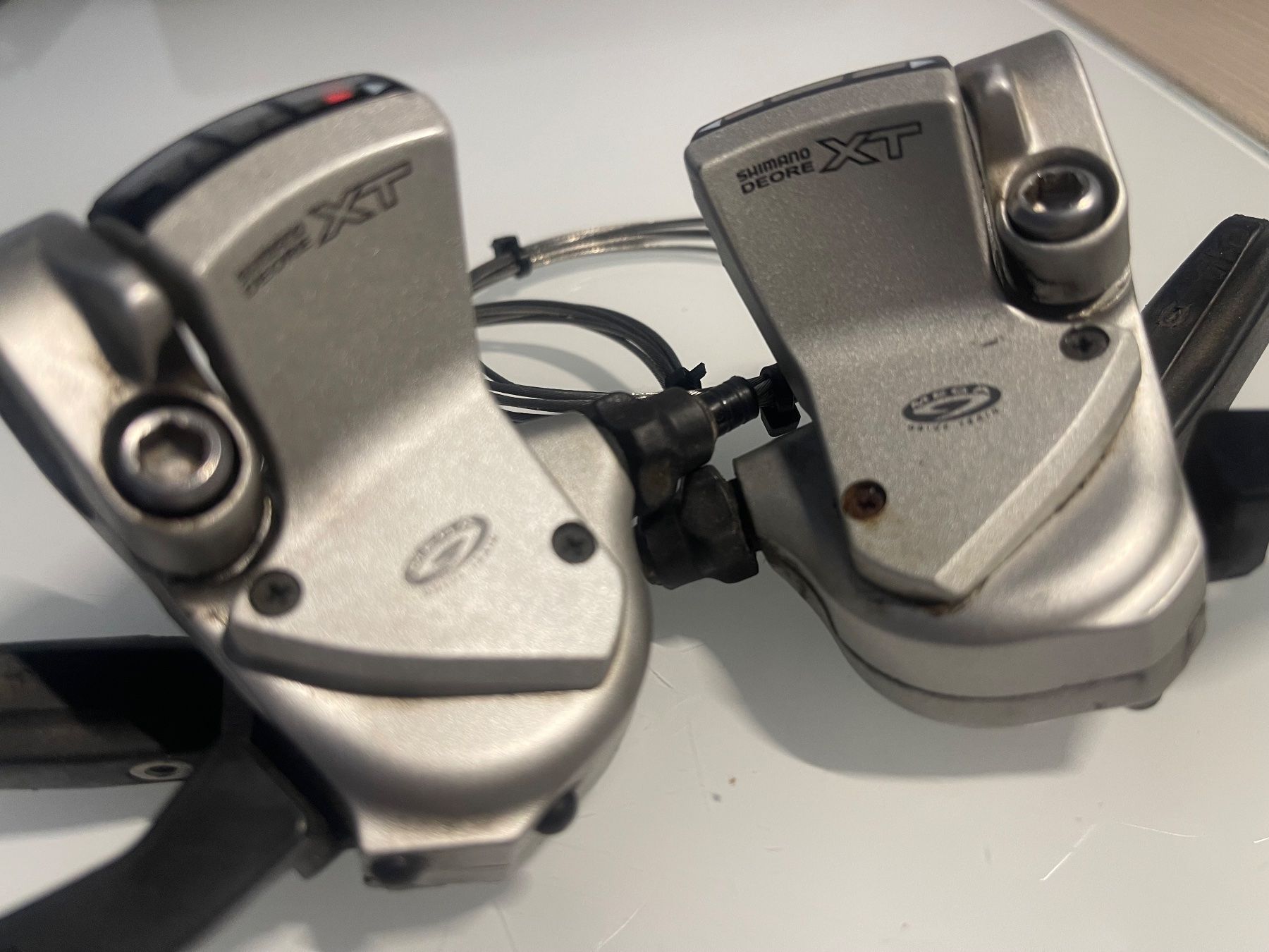 Shimano Ersatzteile: Schalthebel Schimano Deore XT SL-M750 – Gebraucht aus Giubiasco von bulag