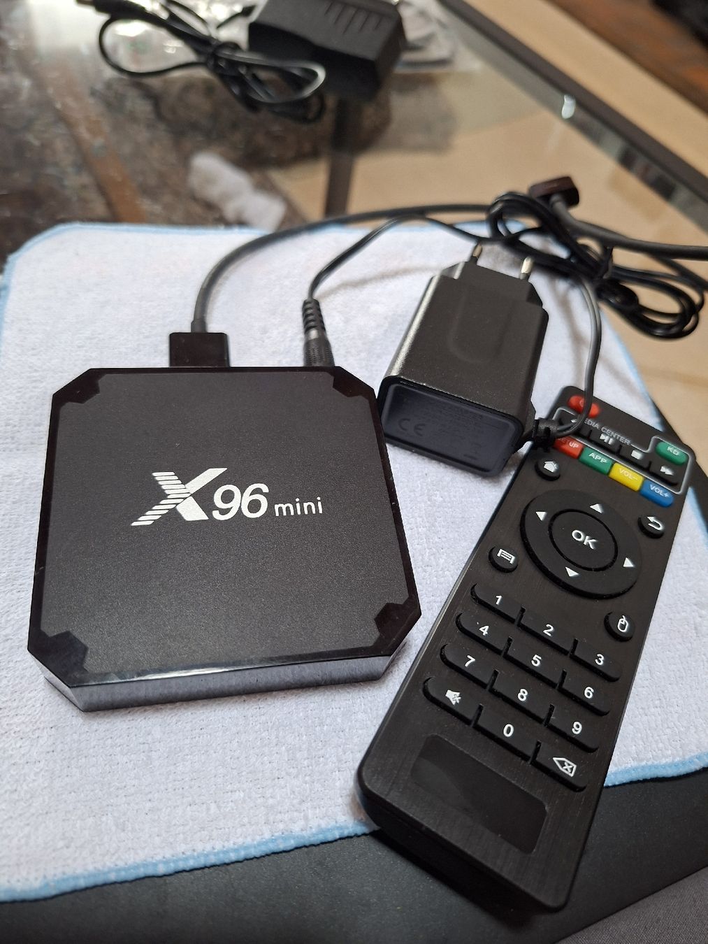Custodie: Boîtier Android TV X96 Mini – Usato da Tannay venduto da v1n1p00h