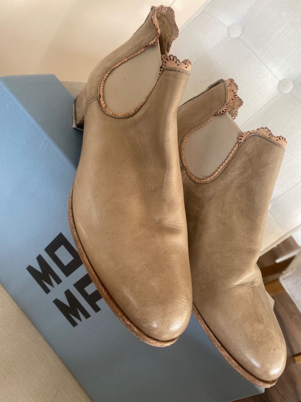 Damenschuhe: Schöner Halbschuh von der Italienischen Marke I.N.K – Neu und originalverpackt aus Sachseln von Guguiseli